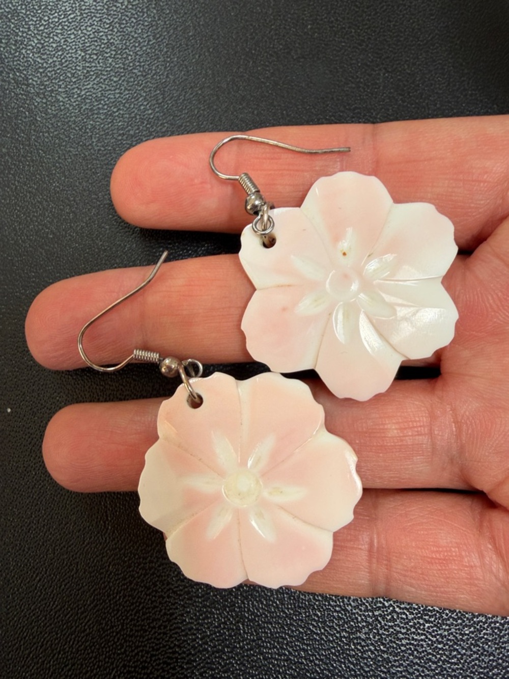 Pink conch shell earrings carved flower